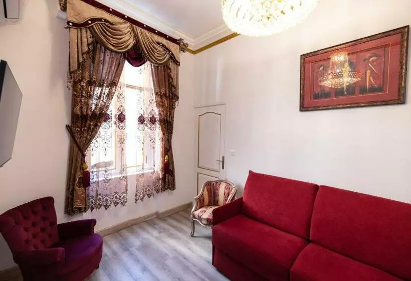 پانسیون Appartement Maison De L église Du Couvent