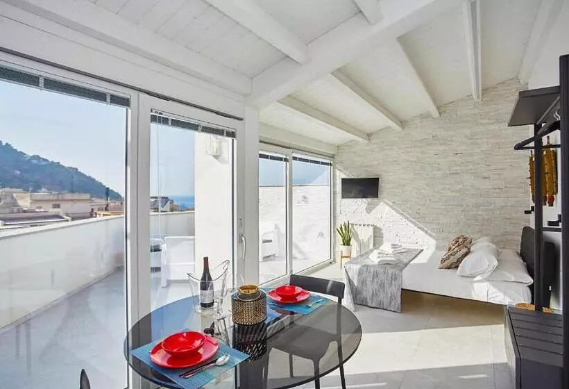 Porta Del Golfo Apartments & Suites
