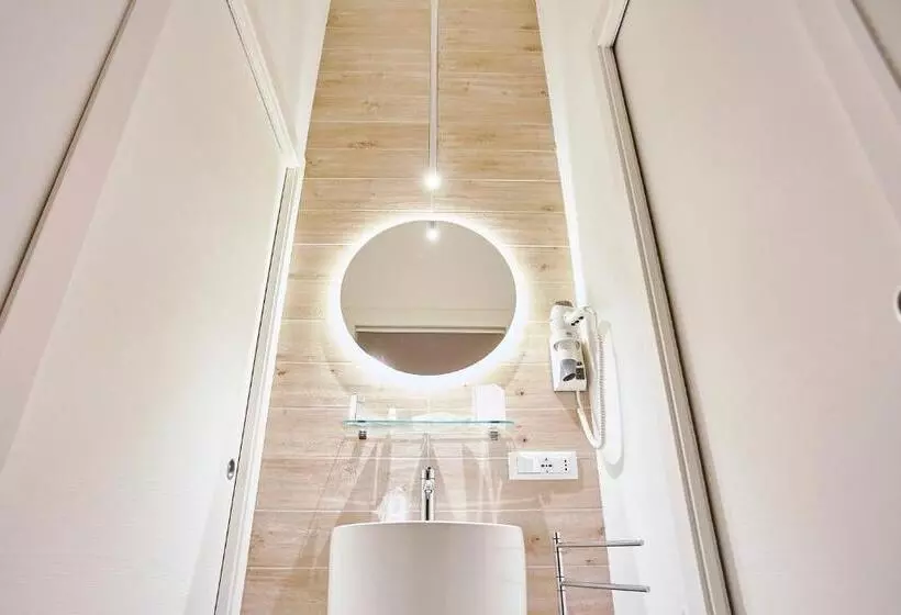 Porta Del Golfo Apartments & Suites