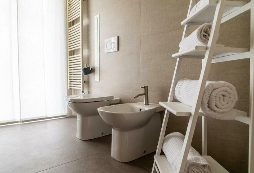 فندق Antico Borgo Brunelli