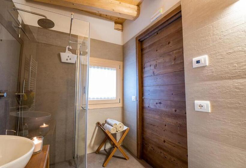 فندق Antico Borgo Brunelli