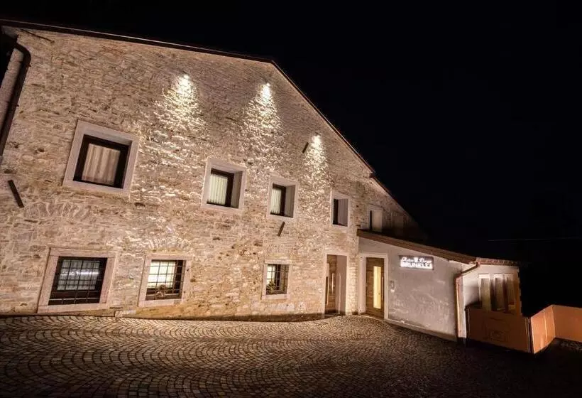 Hotelli Antico Borgo Brunelli