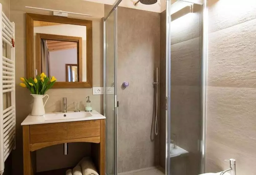 Hotelli Antico Borgo Brunelli