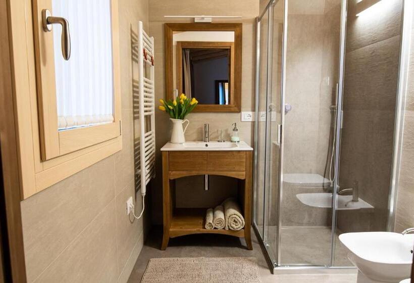 فندق Antico Borgo Brunelli