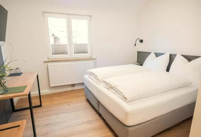 Majatalo Das Hölderlein   Altstadt