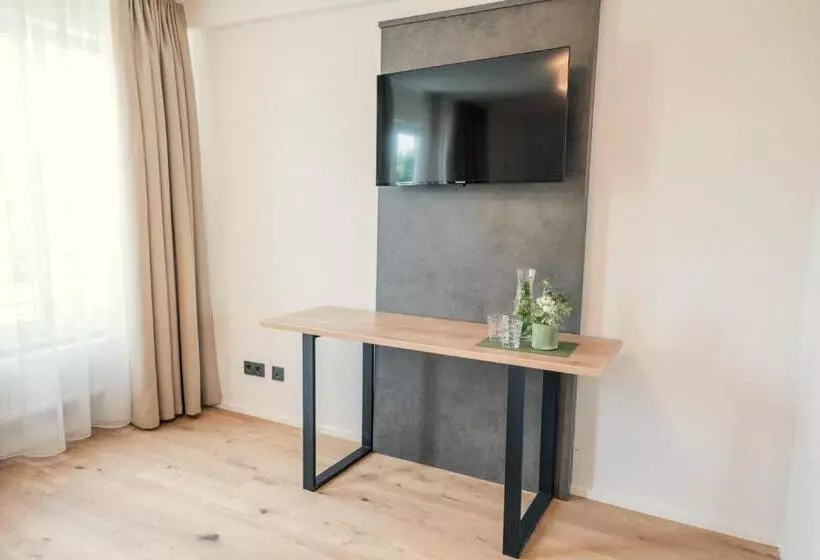 Majatalo Das Hölderlein   Altstadt