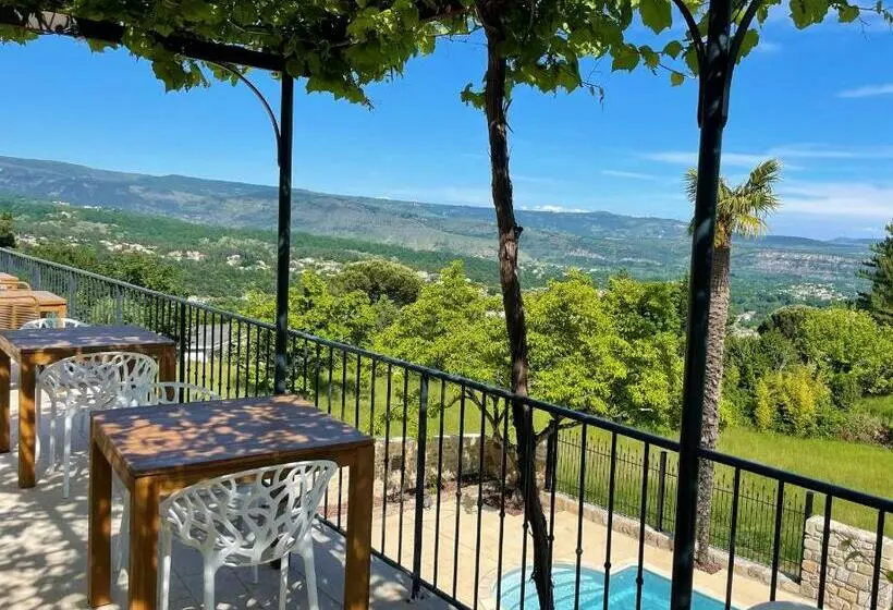 Majatalo Domaine De La Pinède