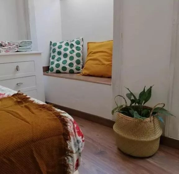پانسیون Dream Days Guesthouse