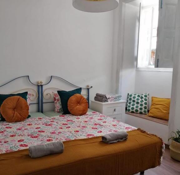 پانسیون Dream Days Guesthouse