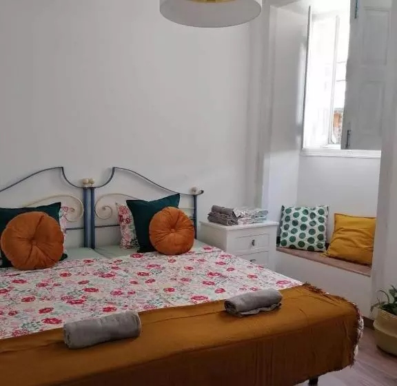 پانسیون Dream Days Guesthouse