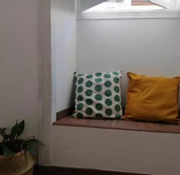 پانسیون Dream Days Guesthouse