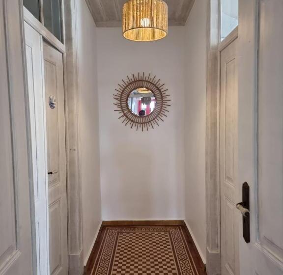 پانسیون Dream Days Guesthouse