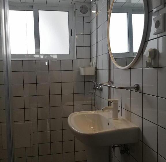 پانسیون Dream Days Guesthouse