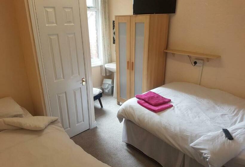 پانسیون Leecliff Guest House