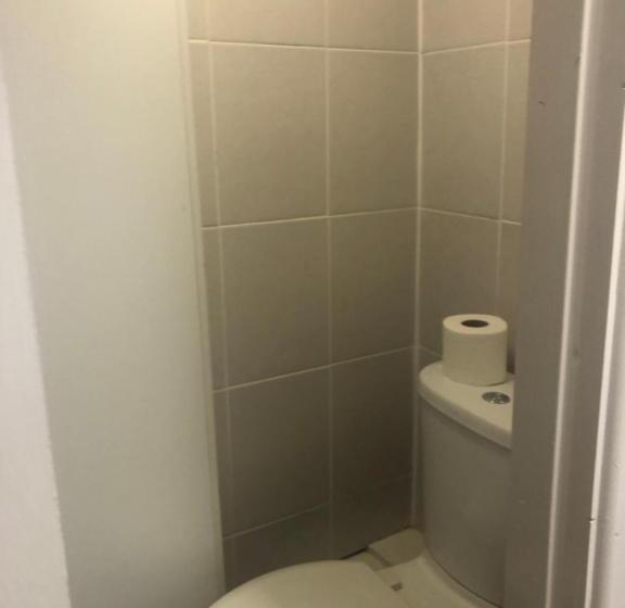 پانسیون Leecliff Guest House