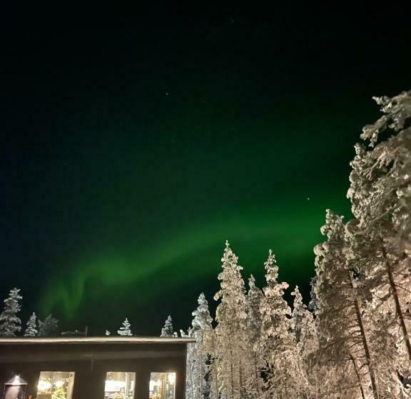 Aurora Queen Resort Igloos