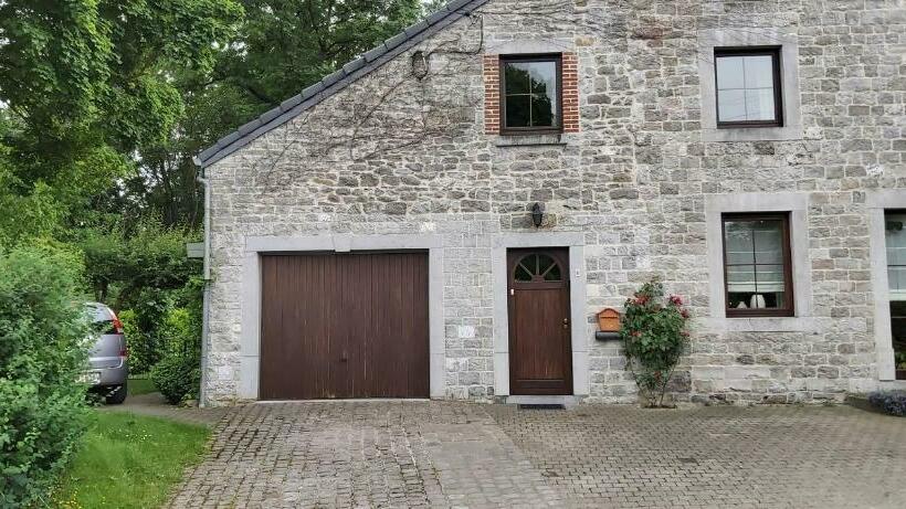 ペンション Au Quatre Chemins