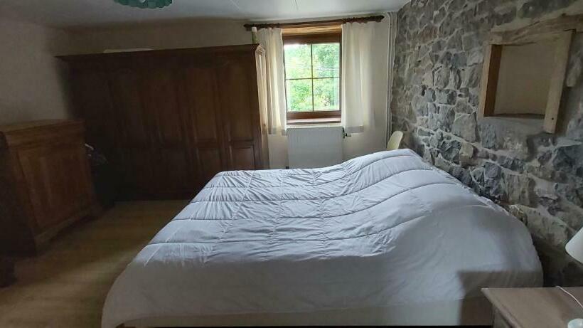 ペンション Au Quatre Chemins