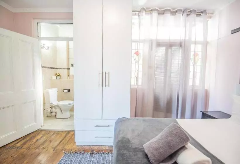 ペンション Happy Home Guest House