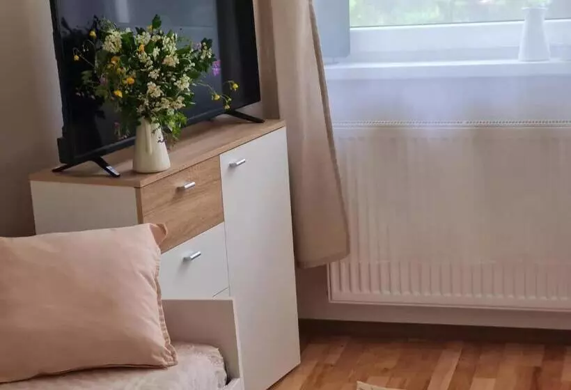 Villa Paradajs   Ubytovanie Pri Jazere