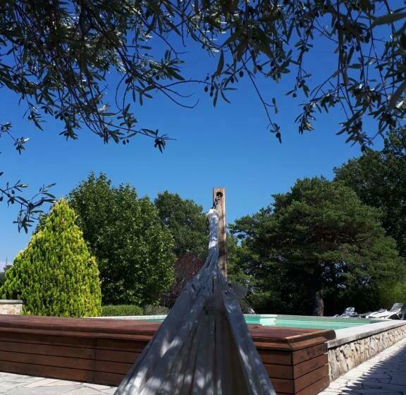 ベッドアンドブレックファースト Le Jas Des Cannebieres