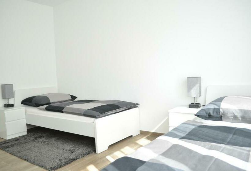 Pensão B Home Sleep & Work