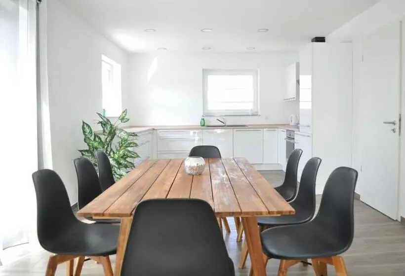 Majatalo B Home Sleep & Work