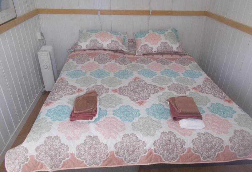 פנסיון Lilla Stugan, Sjötorp