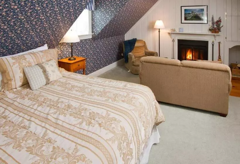 Retkeilymaja Deerfield Valley Inn   Mt Snow