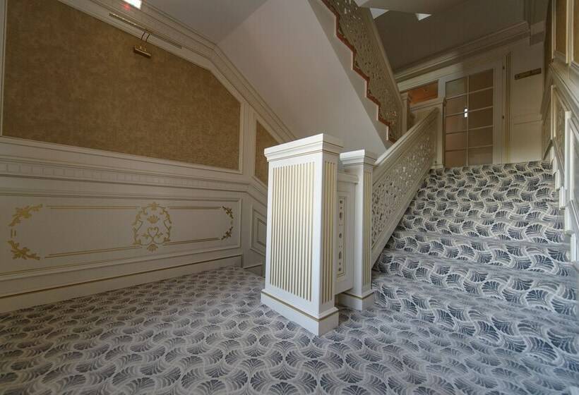 Grand Hotel Caraiman