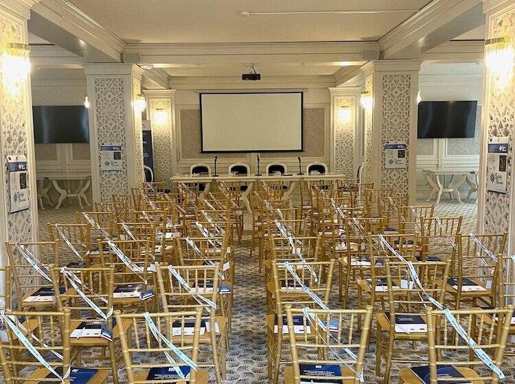 Grand Hotel Caraiman