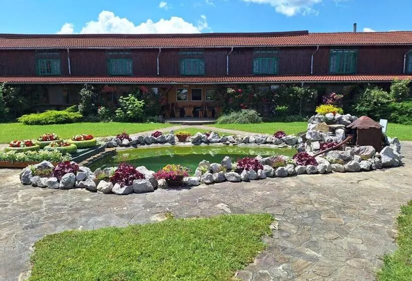 Majatalo Natural Balkanic Selfcheckin Self Catering