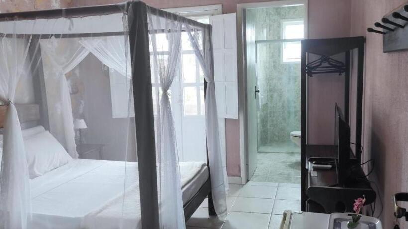 פנסיון Pousada Canavieiras Frederic