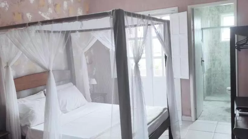 ペンション Pousada Canavieiras Frederic