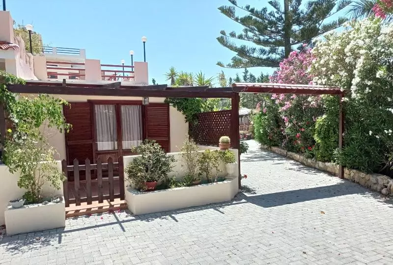 Alexandros Studios