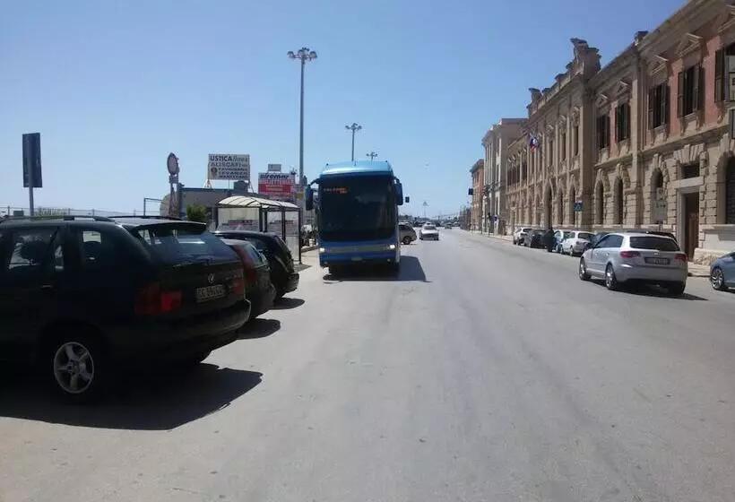 Almaran B&b Trapani Port & City