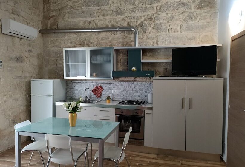 مبيت وإفطار Bella Giulia