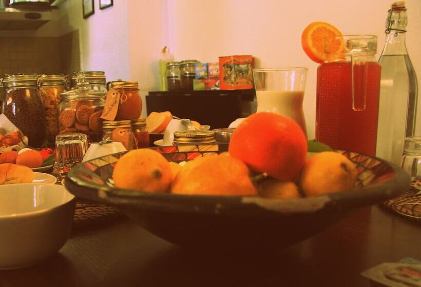 مبيت وإفطار Globetrotter Catania