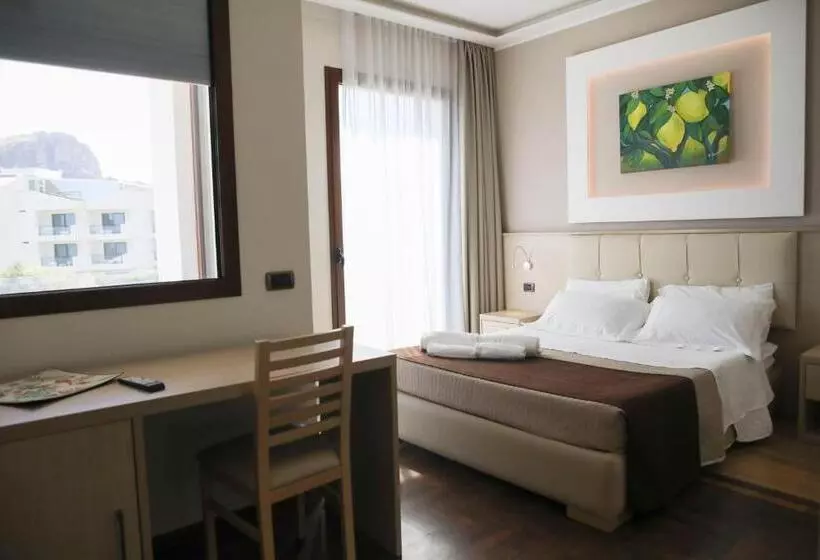 住宿加早餐  Villa Cerniglia Plus