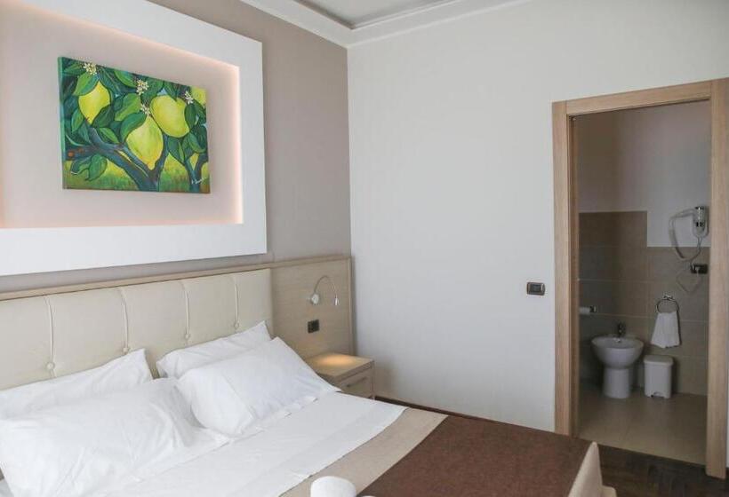 צימר Villa Cerniglia Plus