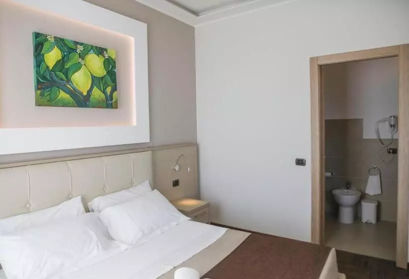 住宿加早餐  Villa Cerniglia Plus