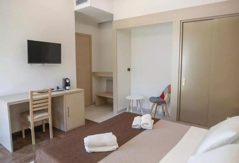 住宿加早餐  Villa Cerniglia Plus