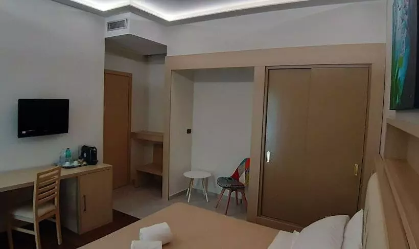 住宿加早餐  Villa Cerniglia Plus