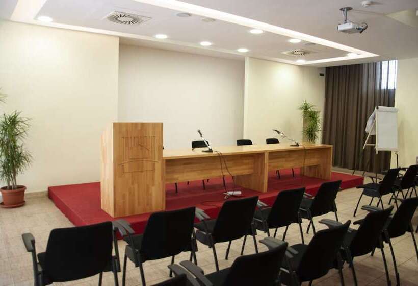 여관 Roma Scout Center