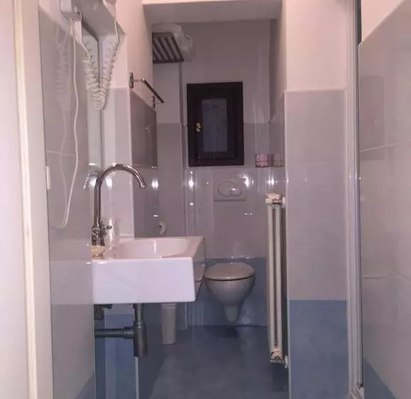 Hotelli Albergo Ai Tolentini