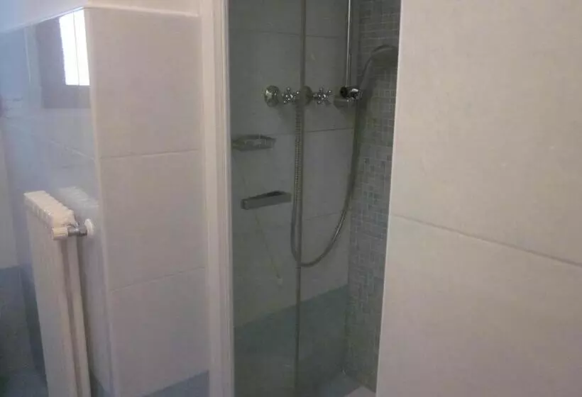 Hotelli Albergo Ai Tolentini