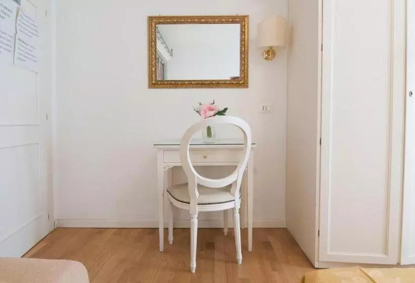 Hotelli Albergo Ai Tolentini