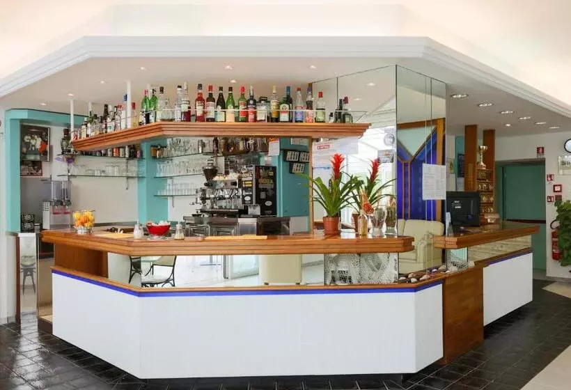 هتل Ideal Bianchini