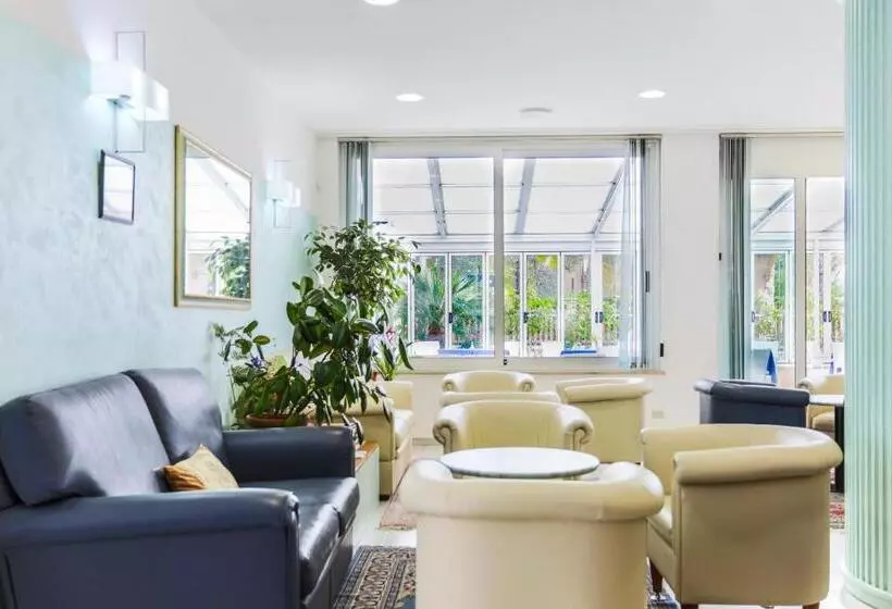 هتل Ideal Bianchini