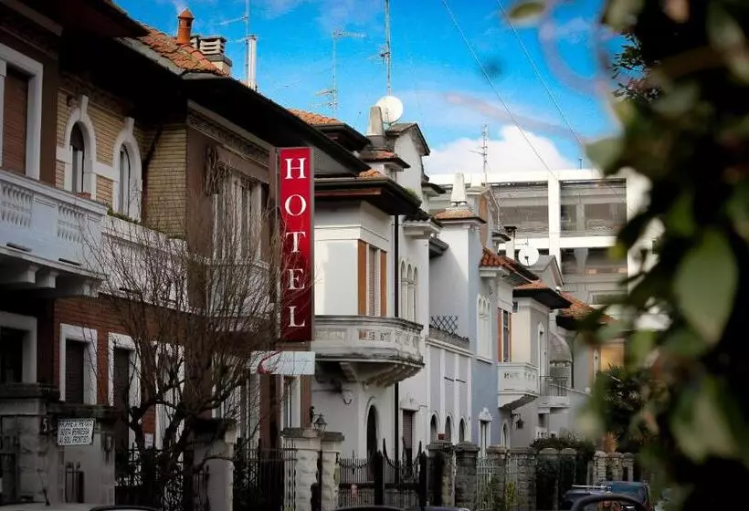 ホテル Rossovino Milano